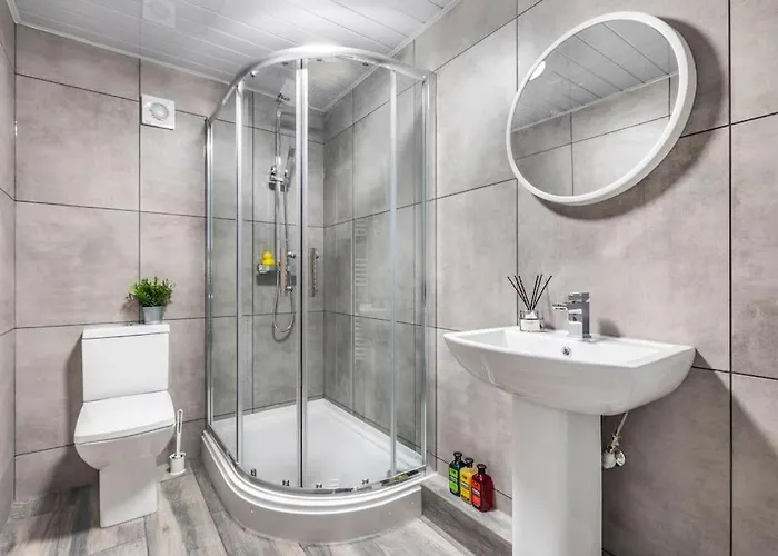 Luxury Just Minutes From Leeds Centre & Uni Apartment *